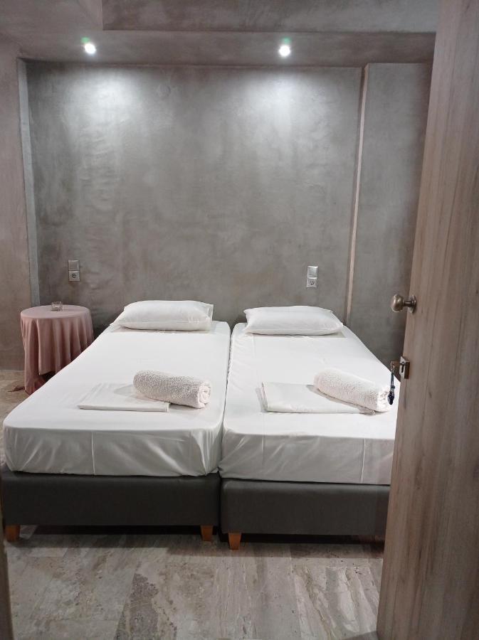 Guest House Pauline 코스 타운 외부 사진